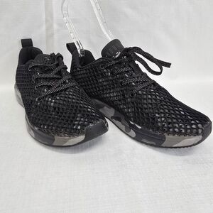 NOBULL Black Mesh Sneakers with Camouflage Sole